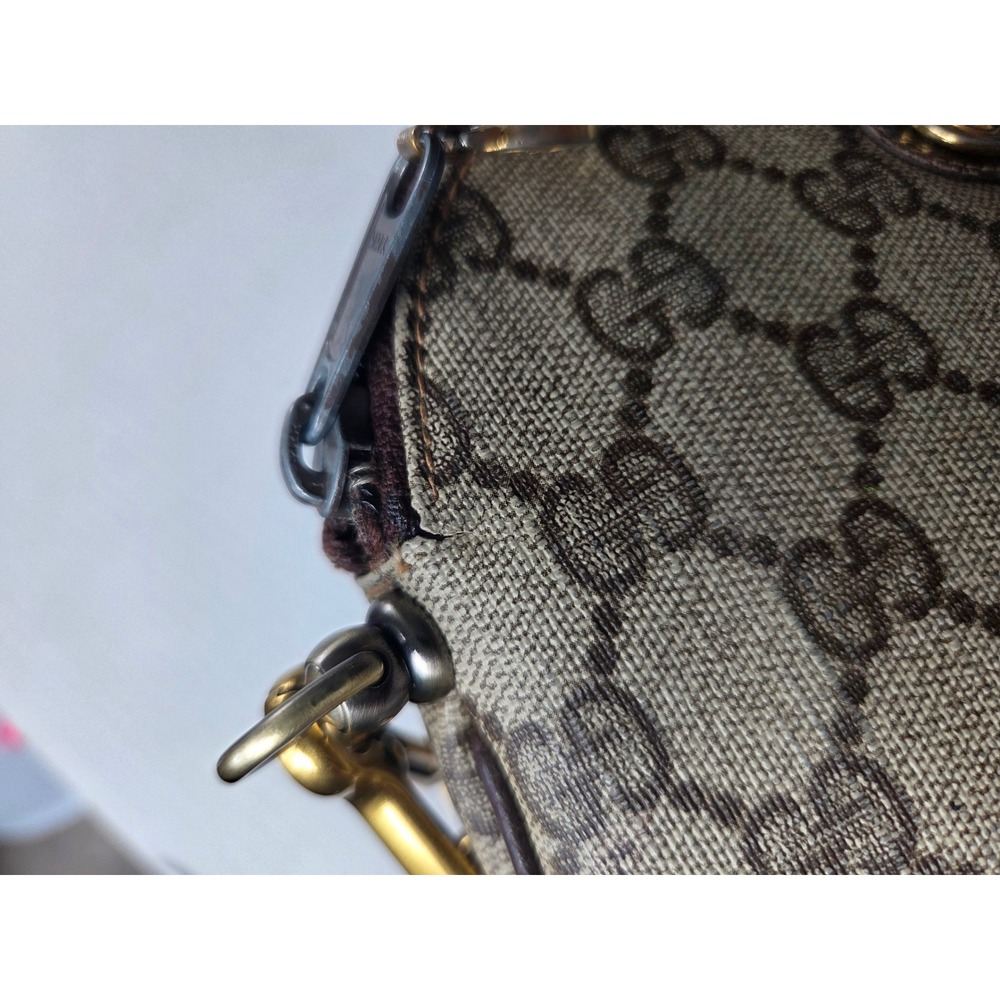 Gucci Accessory Collection GG Supreme Vintage Crossbody Bag Brown Monogram - Picture 12 of 15